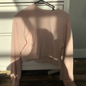 H&M Divided Smile Cropped Crewneck